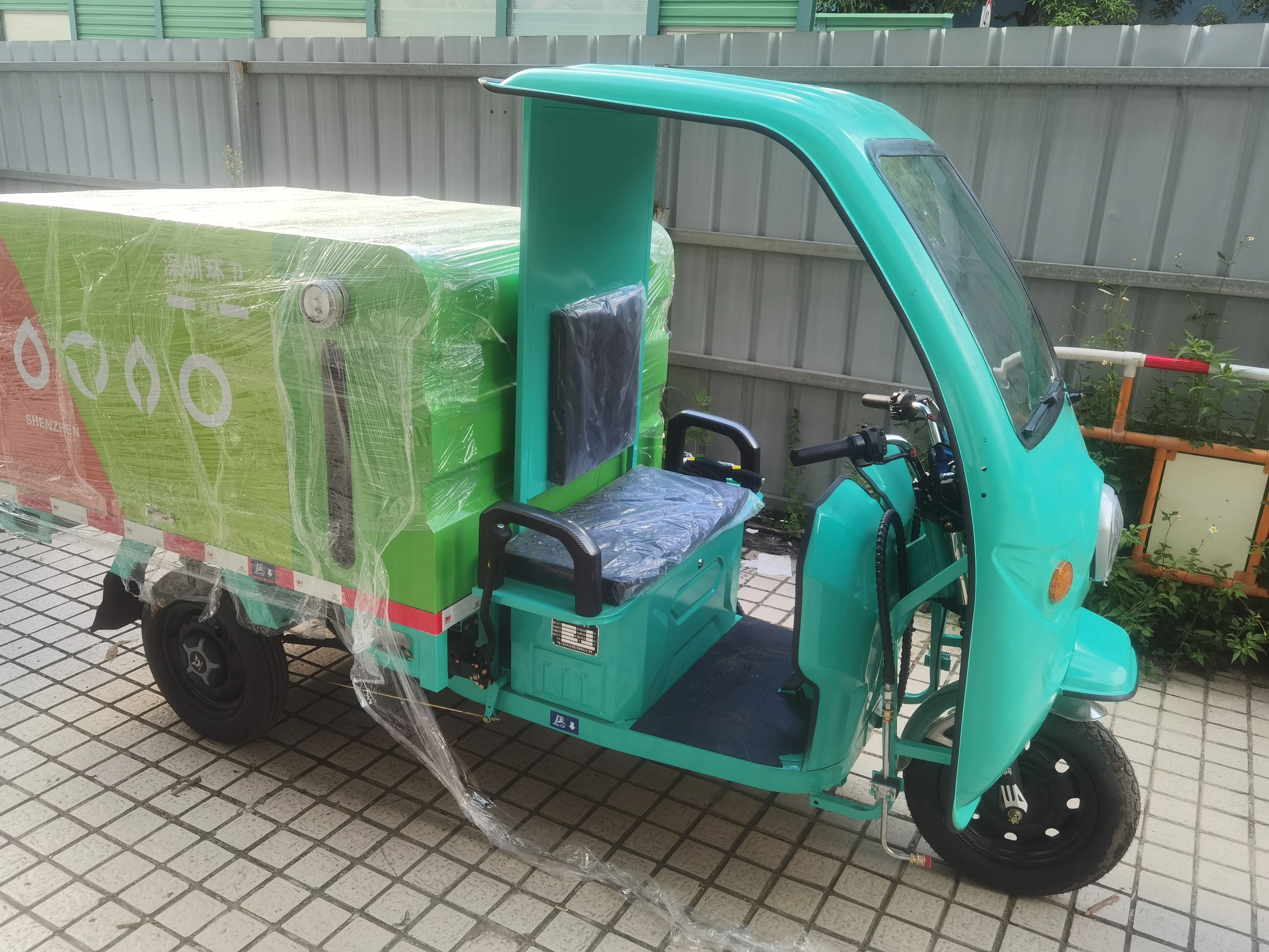 High pressure washer Cleaning truck Water flushing instead of cleaning Powerful Durable gardening tools Remove garbage