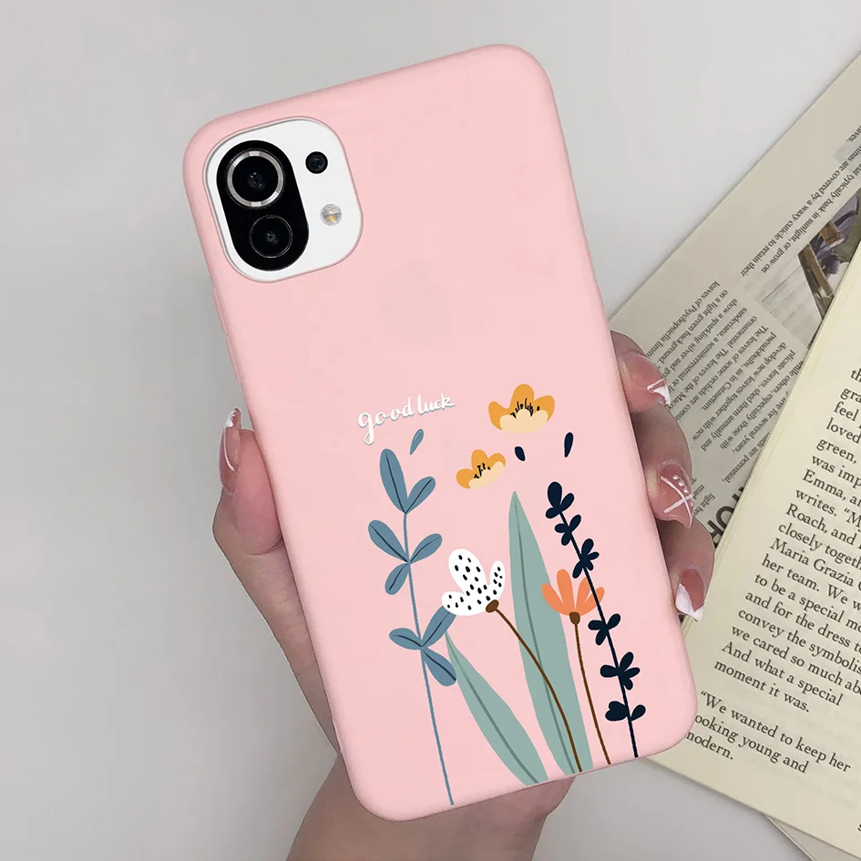 Cute Cartoon Daisy Matte Shockproof Phone Case - Elegant Protection with Casing