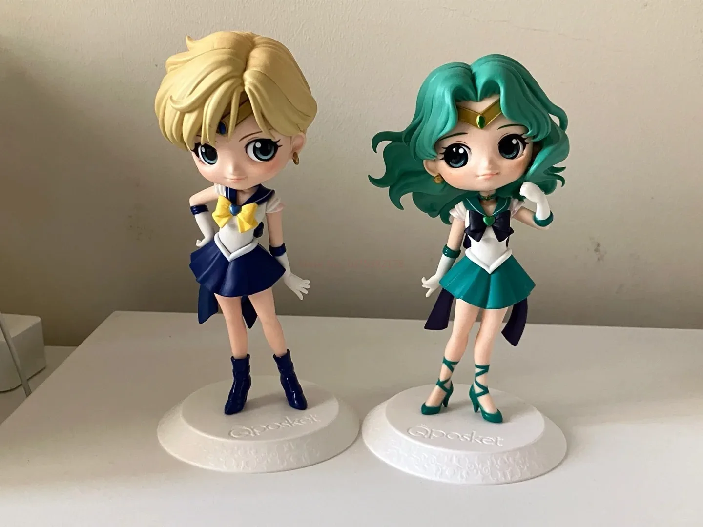 S49c2e909f3bf4442a0eeb10a2bd36640F - Sailor Moon AU Store