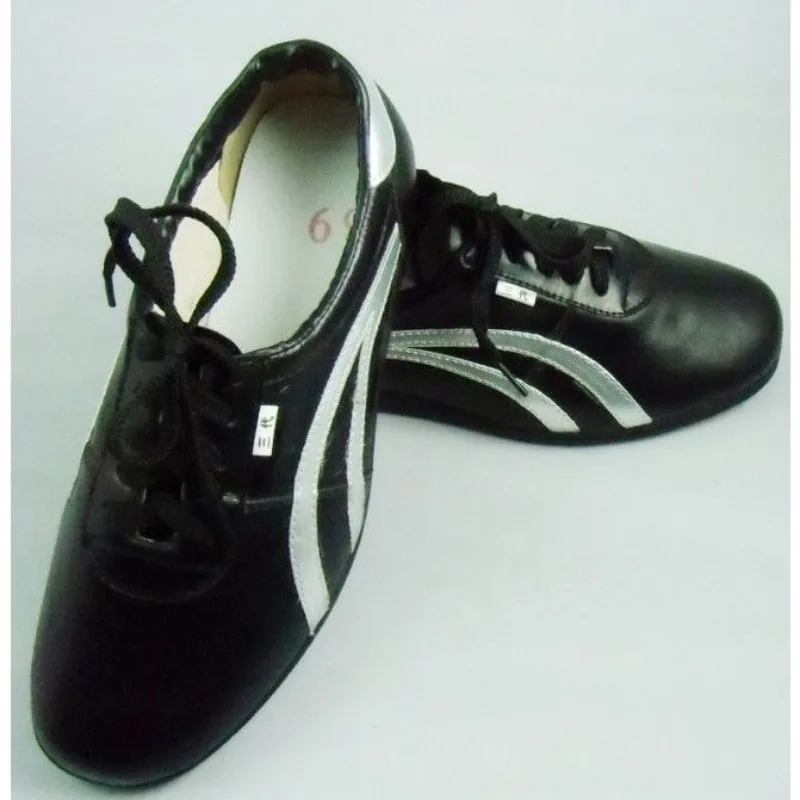 Classic Brand Martial Arts Shoes Men Women Black White Tai Chi shoes Unisex Brand Designer Sports Shoe Couples