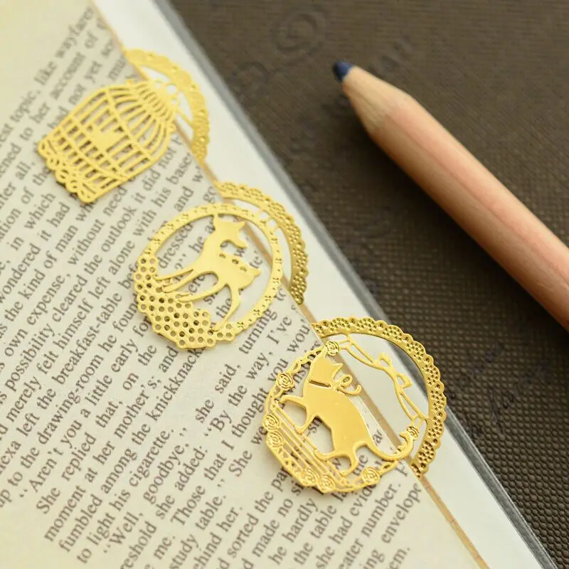 Metal Bookmark Animal Bookmark Bookmarks Stationery Supplies 7 pcs/lot Creative Animal Mini Metal Pendant