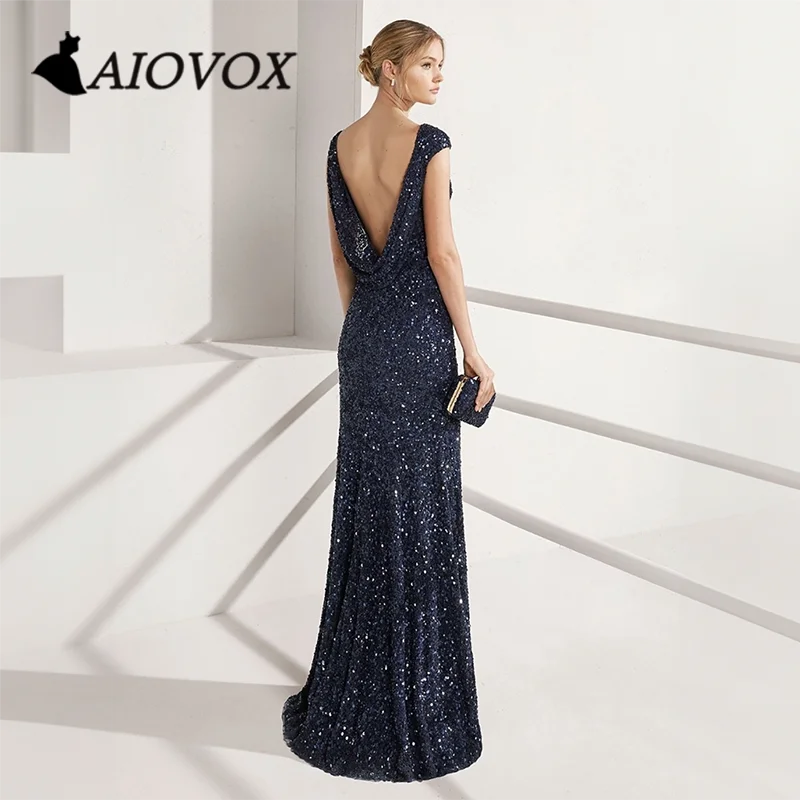Рисунок 2 - Женское платье с вырезом лодочкой AIOVOX