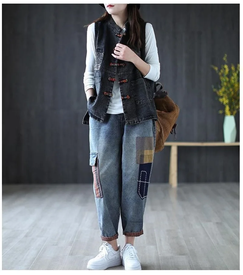 2022 New Women Denim Vest Jacket Fashion Korean Vintage Sleeveless Plus Size Casual Denim Coat Office Lady Jean Waistcoat Female long green puffer coat