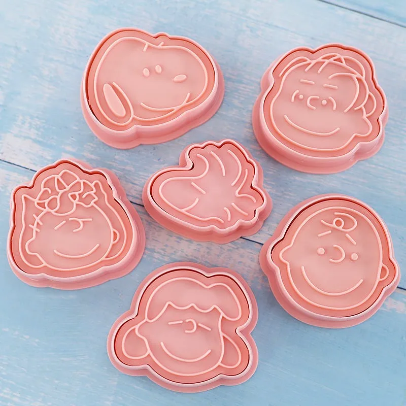 6pcs Snoopy Cookie Mold Anime 3d Three-dimensional Flip Sugar Baking Tool Party Sugarcraft Cutters Stamp Embosser Kitchen Tools