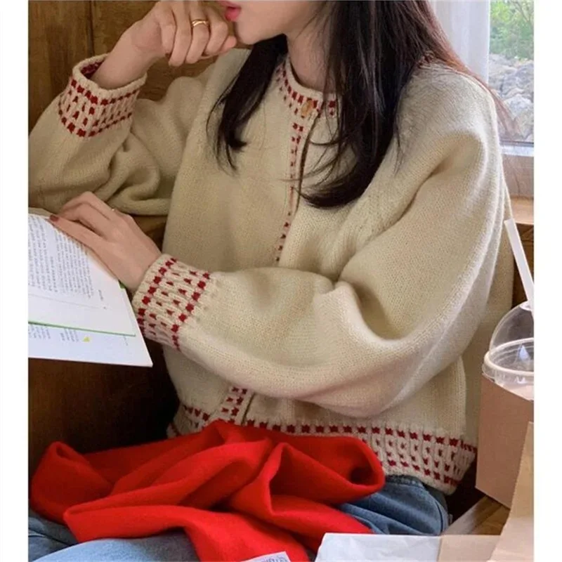 Autumn and Winter New Women's Clothing with Rotator Sleeves Long-sleeved Sweater Fashion Cardigan Single-breasted Knitwear coat