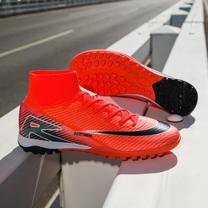 Men Soccer Shoes Long Spikes Indoor Football Boots TF/FG Sneakers Outdoor Sports Shoes Match football boots