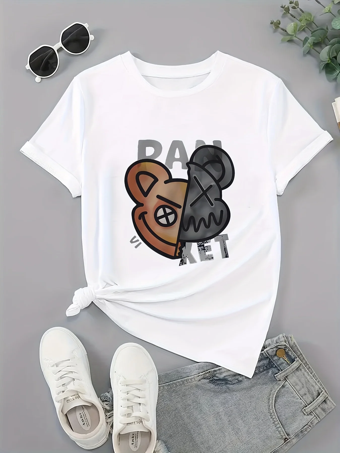 

Bear Print T-shirt, Short Sleeve Crew Neck Casual Top For Summer & Spring, Women's Clothing