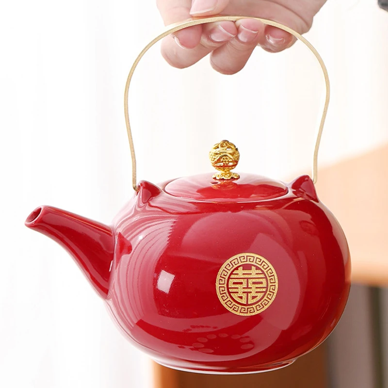 Chinese Style Red Ceramic Teapot, Kung Fu Household Supplies, Celebratory Wedding Banquet Supplies, Metal Handle Tea Pots, 1Pc