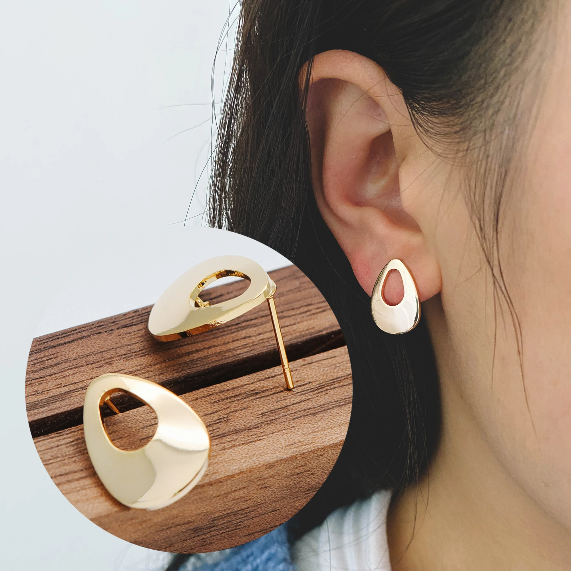 

Polished Teardrop Ear Posts 17x12mm, 18K Gold Plated Brass Geometric Earring Studs (GB-441)/ 10pcs =5 Pairs