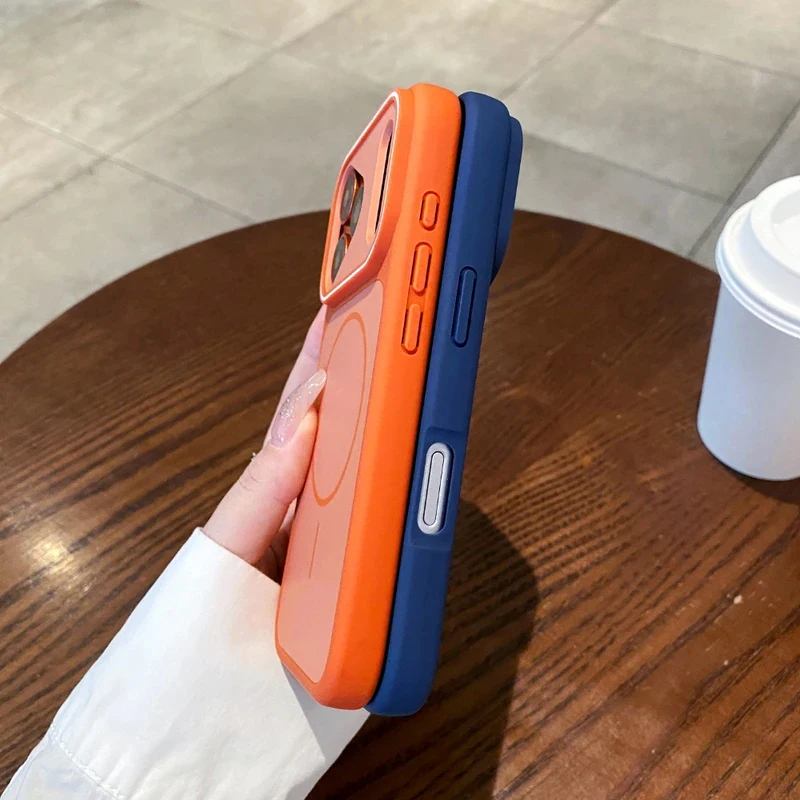 Sleek Dual-Tone Magnetic Phone Case with Large Viewport and Shockproof Back Cover