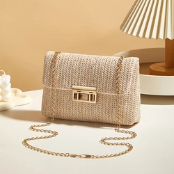 Elegant Women's Crossbody Bag with Chain Strap - Stylish Day - to - Night Accessory (Beige)