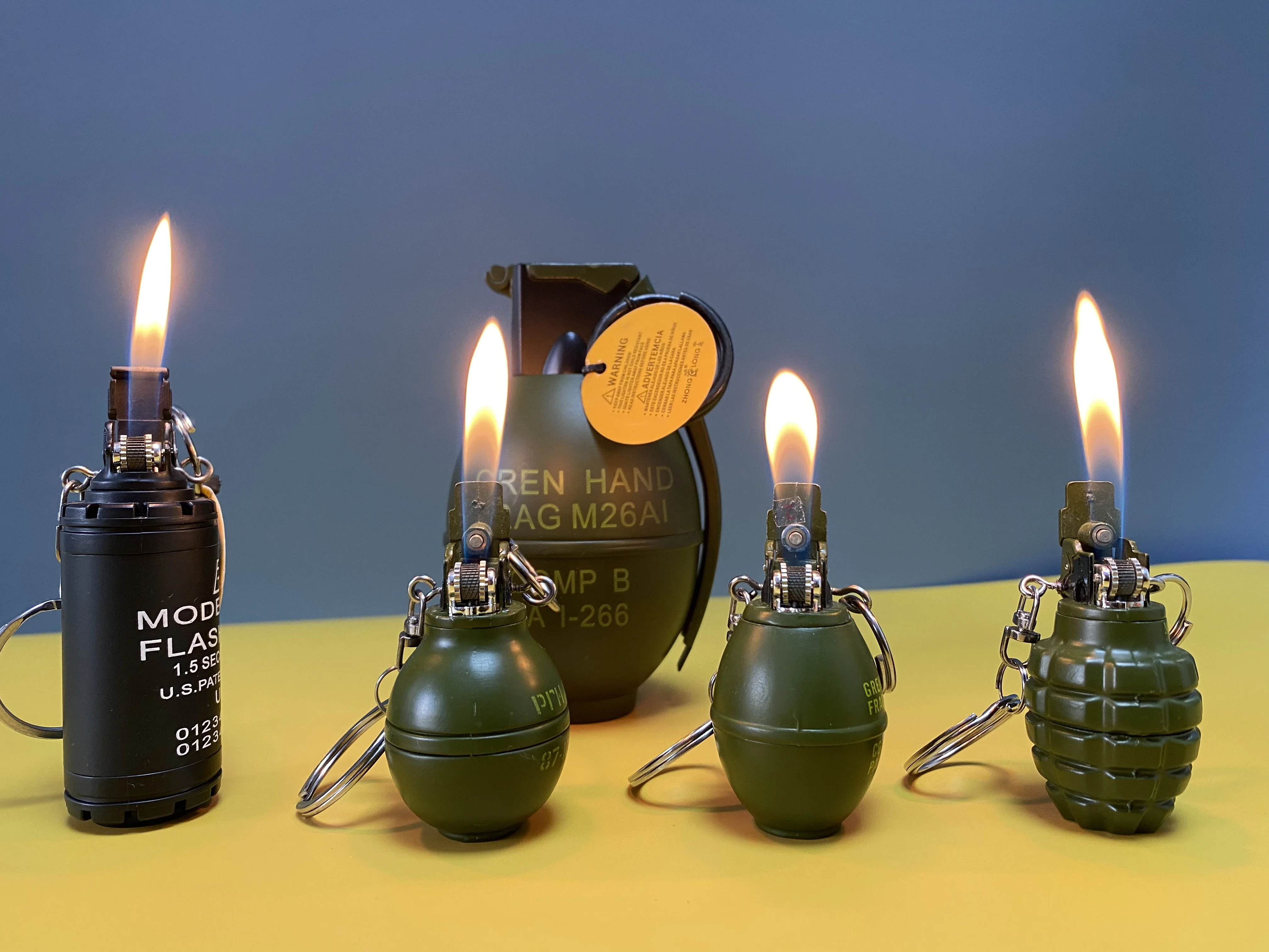 Butane Gas Lighter Cigarette Lighter Personalized Grenade Model Metal Grinding Wheel Open Flame Cigarette Accessories Small Gift