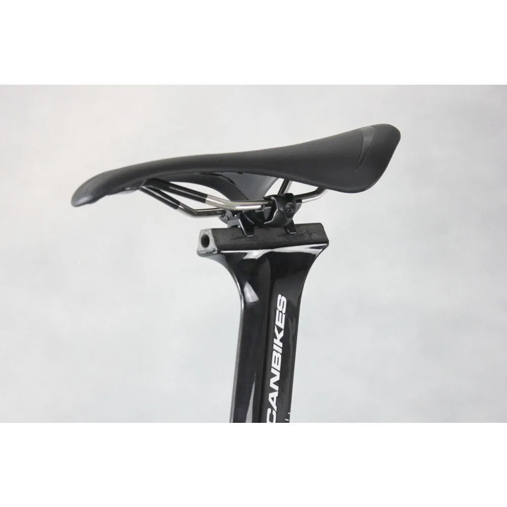 Cervelo 純正サドル&カーボンシートポスト Cervelo 純正サドル&カーボンシートポスト