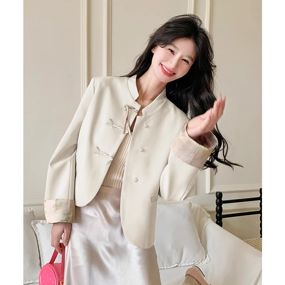 

New Chinese-Style National Style Pink Suit Jacket Women Spring New Model Trendy Temperament Button Closure Short Top Hot Sale