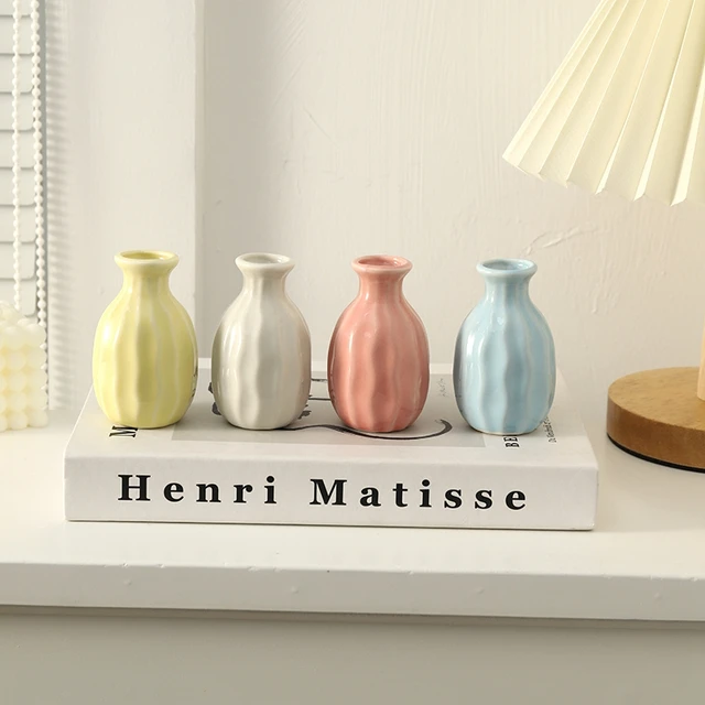 Mini Nordic Ceramic Flower Vase 1