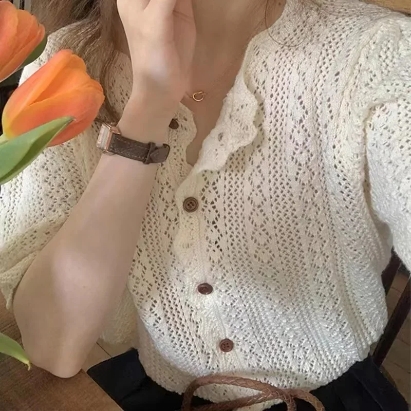 Summer New Women's Collar Solid Color Shirt Elegant Retro Short Sleeved Single Breasted Cardigan Top