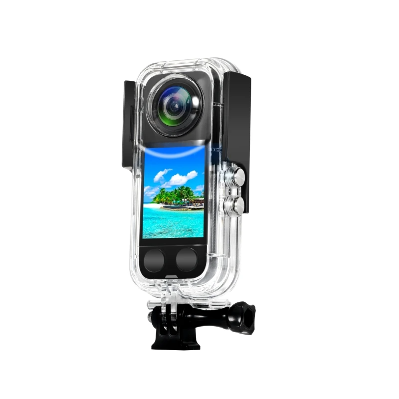 Plongeur utilisant l'étui étanche pour Insta360 X3 sous l'eau, capturant des images avec la caméra protégée.