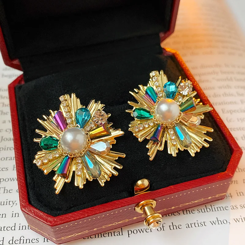 Ethnic Style Rhinestone Crystal Flower Pearl Stud Earrings for Women Vintage Creative Design Earring Fashion Jewelry