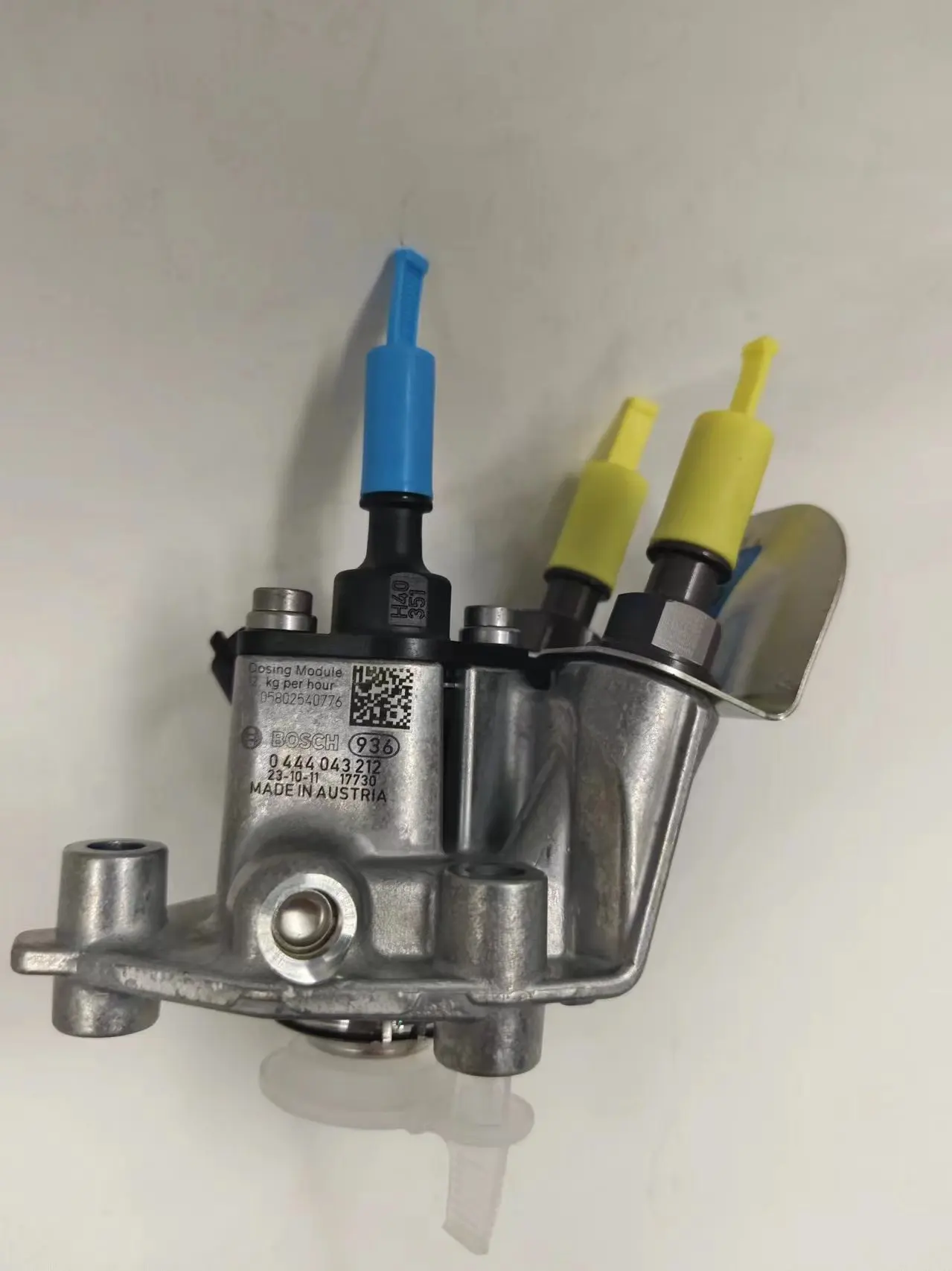 

0444043212 urea nozzle 05802540776