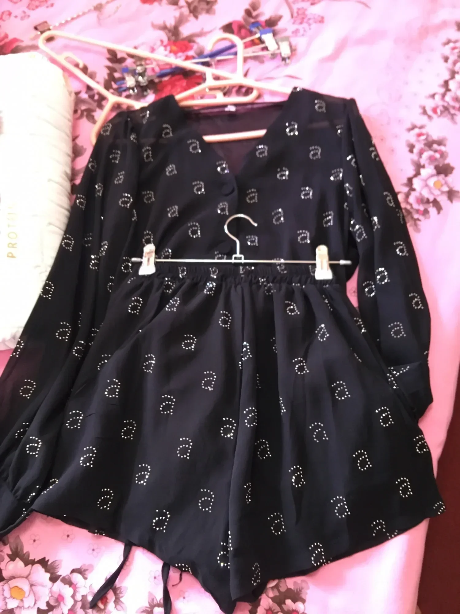 2024 New Fashionable Hot Diamond Bubble Sleeve V-neck Shirt+shorts Set for Women's Summer New Western-style Sunscreen Clothing,