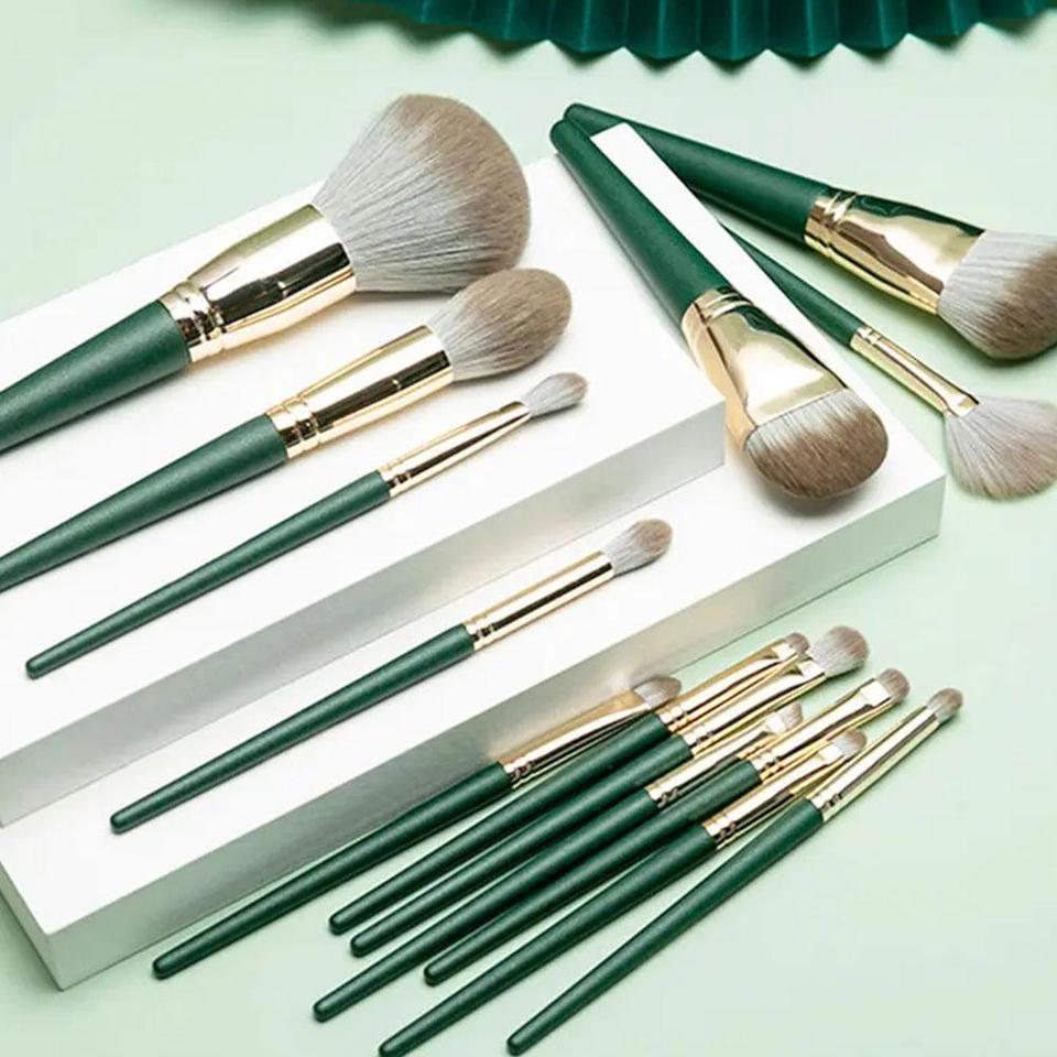 14Pcs Makeup Brushes Set Large Fluffy Soft Eye Shadow Foundation Brush Women Cosmetic Powder Blush Blending Beauty Make Up Tools