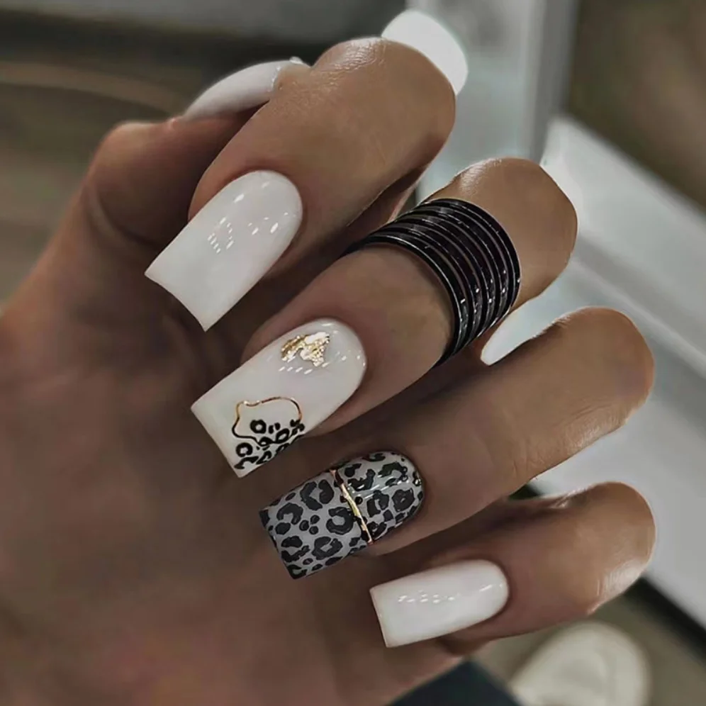 

24P White Shiny Medium Length Square Nail Art Fake Nails Artificial Acrylic Press-on Nails Removable Reusable False Nail Set Tip