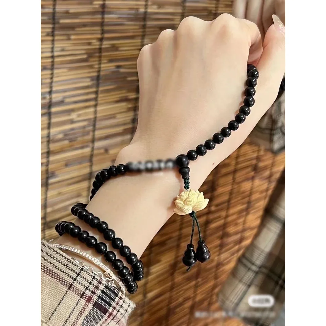 

Chinese-style Zen Purple Sandalwood Multi-circle Bracelet with Lotus Pendant for Men and Women Wooden Buddha Beads Hand String