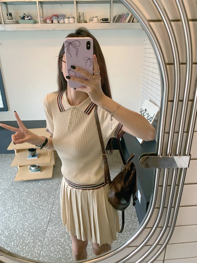 Autumn Knitted Two-piece Skirt Set Women Turn-down Collar Short Sleeve Top Pleated Mini Skirt Korean Fashion Knitting Outfits