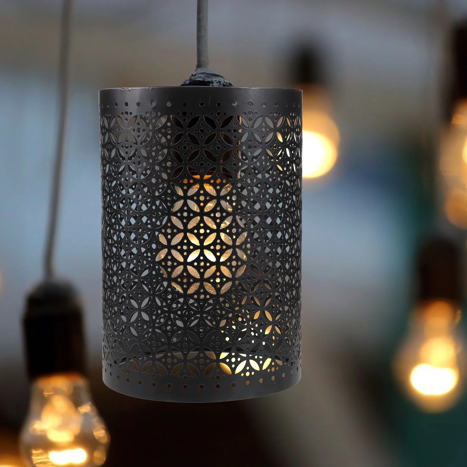 

Lamp Shade Wrought Iron Hollow Lampshade Replacement Bedside Lampshades for Desk Branches Table Large Metal Wall Floor