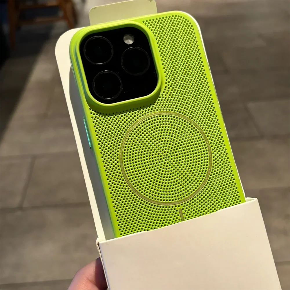 Enhanced Magnetic Honeycomb Cooling Phone Case with Mesh Design