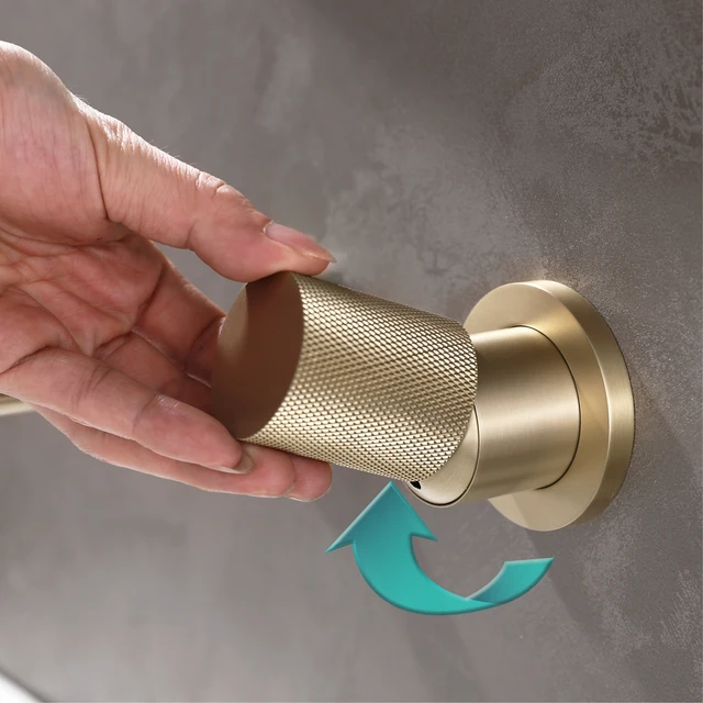 ก๊อกน้ําในห้องน้ําทองเหลืองขัดเงาทองหรูหราติดผนังปรับปริมาณน้ําได้ การออกแบบฝังตัวสําหรับอ่างน้ําร้อนและน้ําเย็นแตะ 6