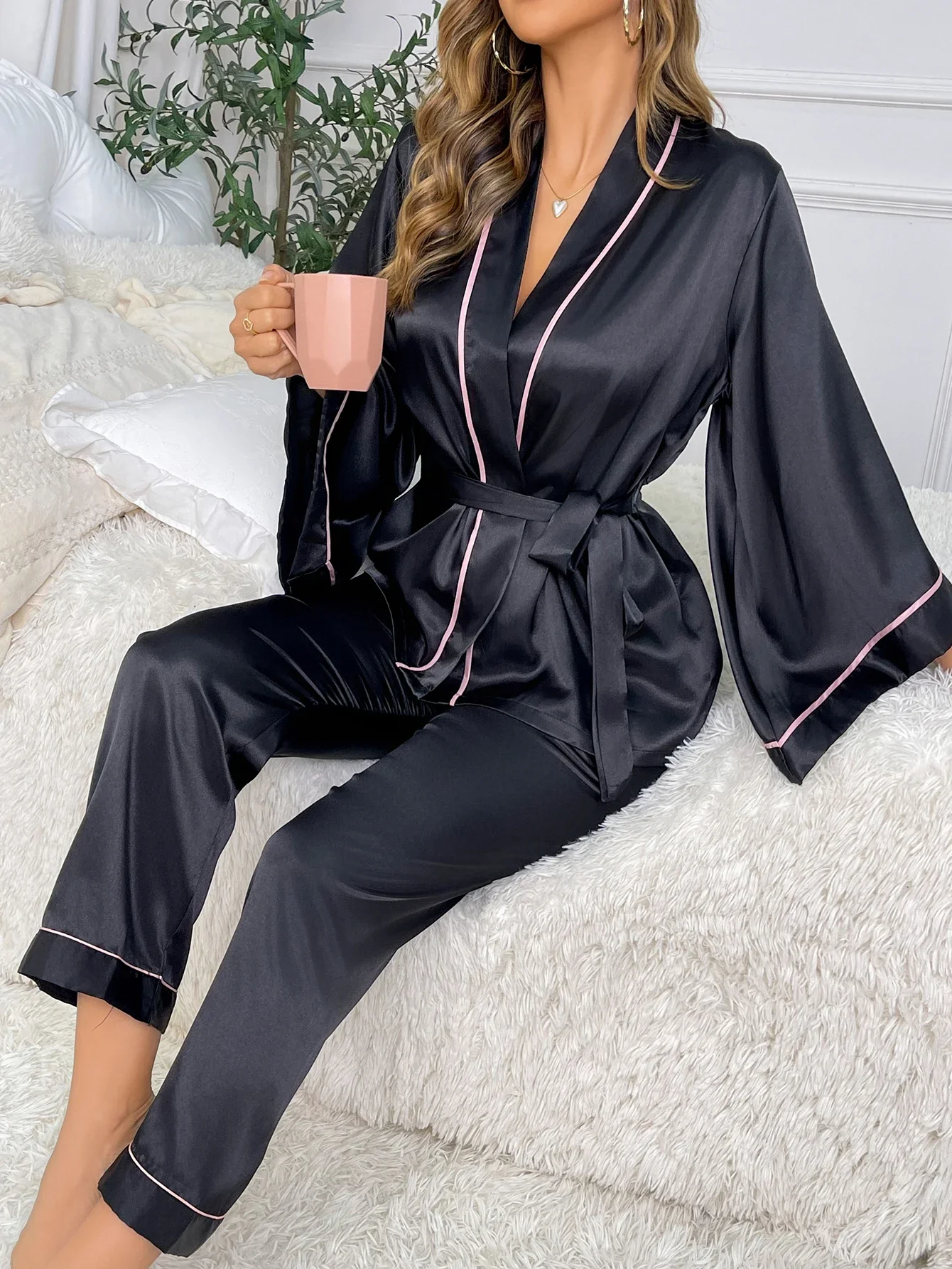 

Simple Satin Pajama Set Long Sleeve Robe with Belt V Neck Elegant Loungewear Women's Sleepwear