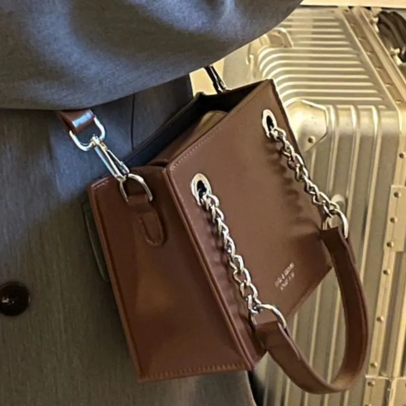 Japanese Style Vintage Handbag Women Leather Square Large Capacity Shoulder Bag Ladies Premium Fashion Casual Crossbody Bag 2025