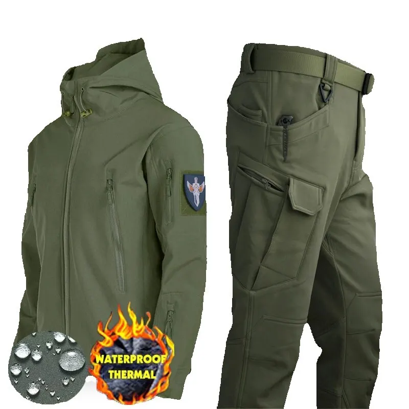 

Soft Shell Autumn and Winter Plush Thickened Mountaineering Tactics Training Breathable Windproof Charge Suit