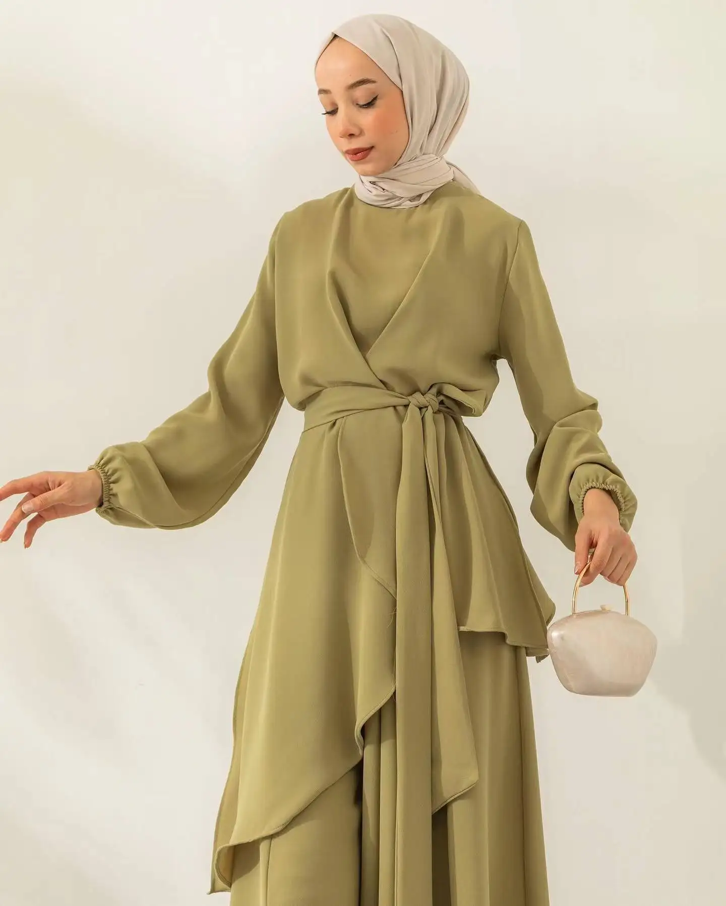 S49f7e023af9042d998db828d43a3fc166.jpg?width=1440&height=1795&hash=3235