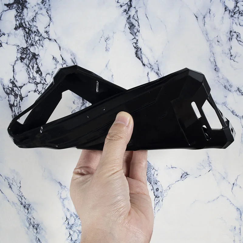 Coque De Téléphone En TPU Compatible Avec Doogee V31 GT, Étui Souple Antichoc Ultra Fin Avec Découpes Précises Et Protection Anti-Rayures ( Transparent