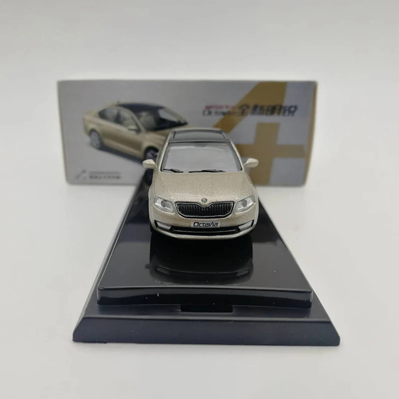 Diecast 1:64 Scale Skoda Octavia Alloy Car Model Toys
