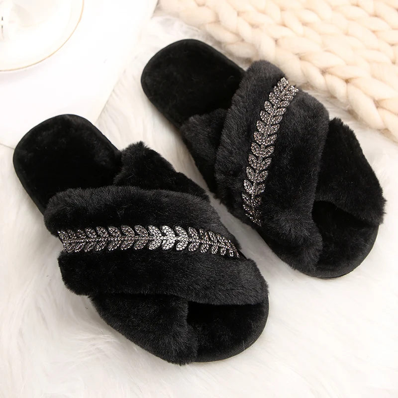 Fashion Crystal Decor Faux Fur Slippers Women Autumn Winter Cross Band Home Slides Woman Comfort Flat Solt Plush Slippers Female