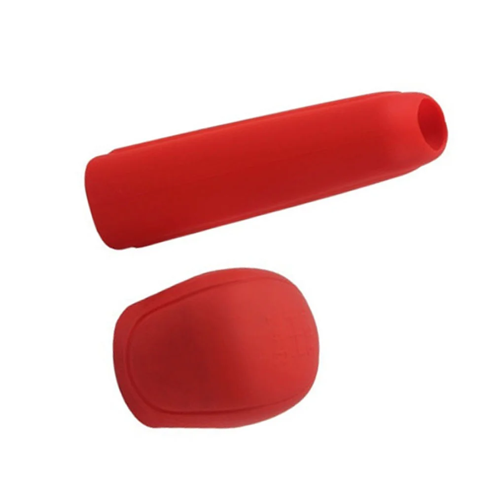 

2Pcs Practical Silicone Cover Handbrake Cover Protector Oval Gear Knob for Car (Red)