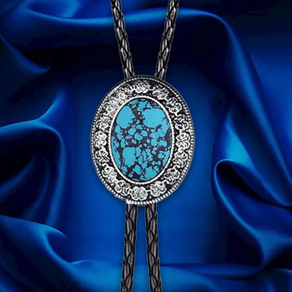 Рисунок 3 - Мужской галстук-бабочка с подвеской