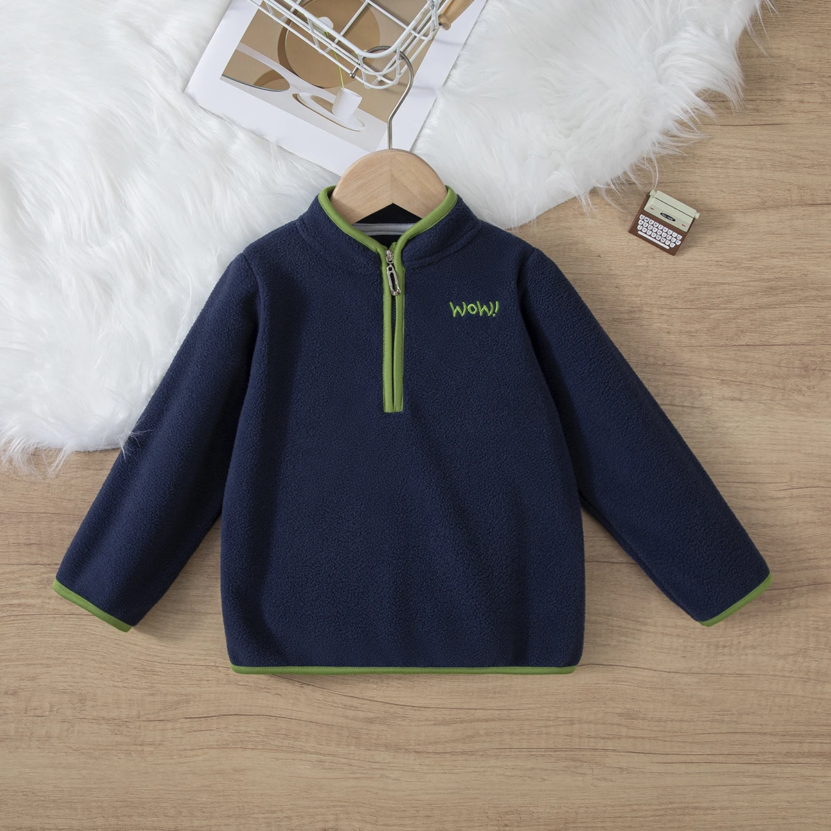 الأزياء البلوز عارضة الصدام