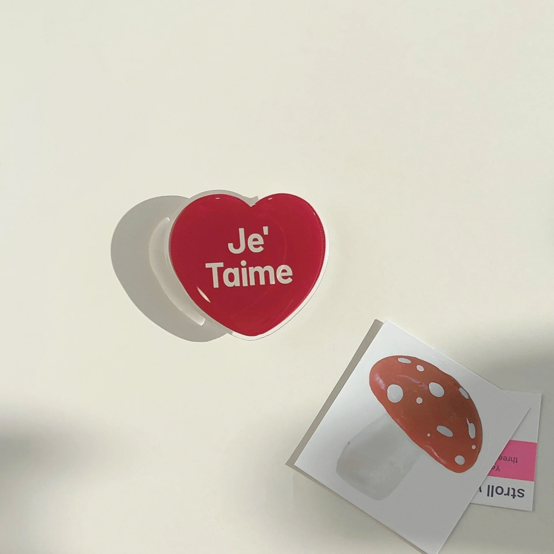 Kore Sevimli Karikatür Siyah Yay Kalp Tutucu Kavrama Tok Griptok Telefon Standı Tutucu Desteği iPhone 16 Samsung Standı Soketi