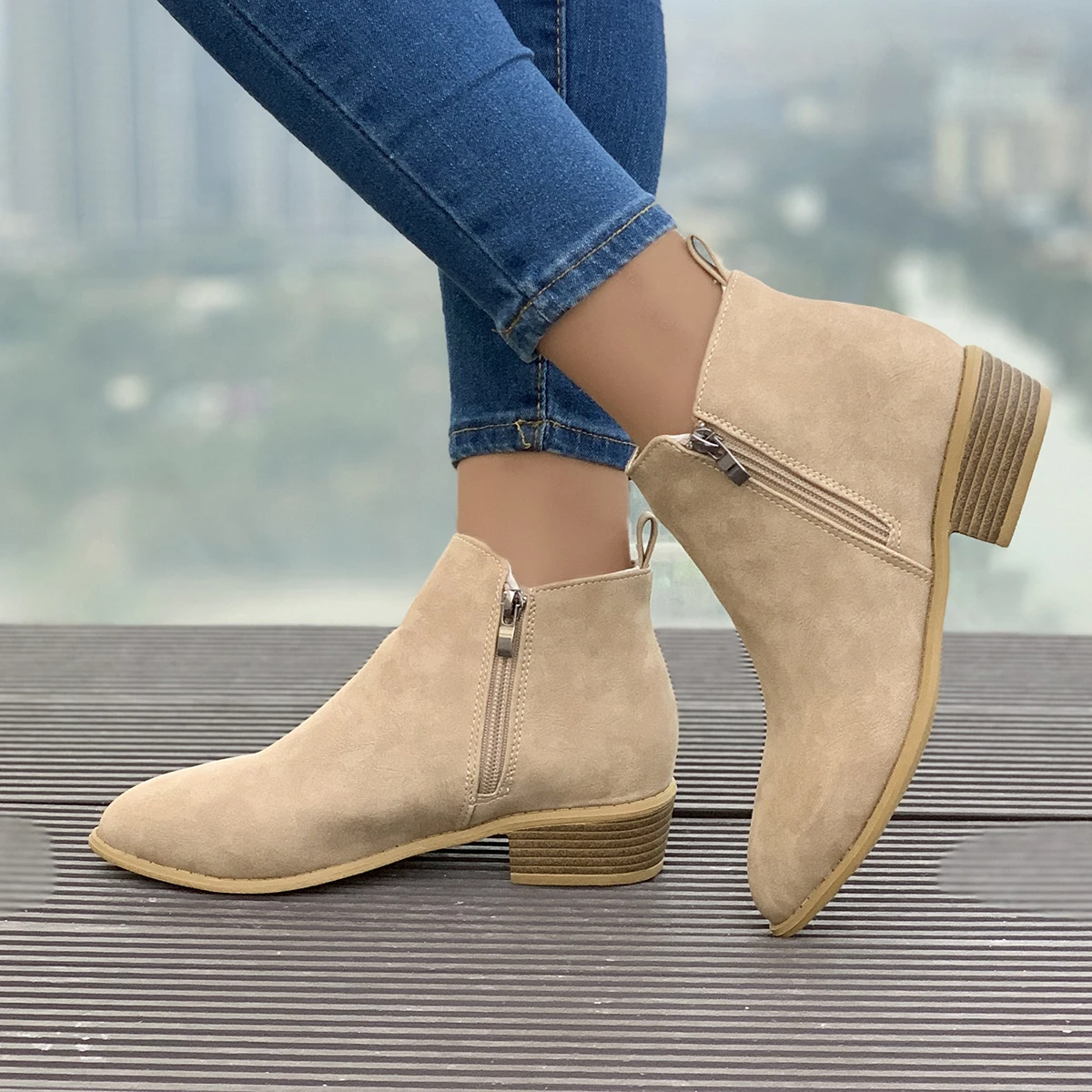 Women's boots Fashion pointed ankle boots Square heel wear-resistant side zipper large size women's boots brown beige