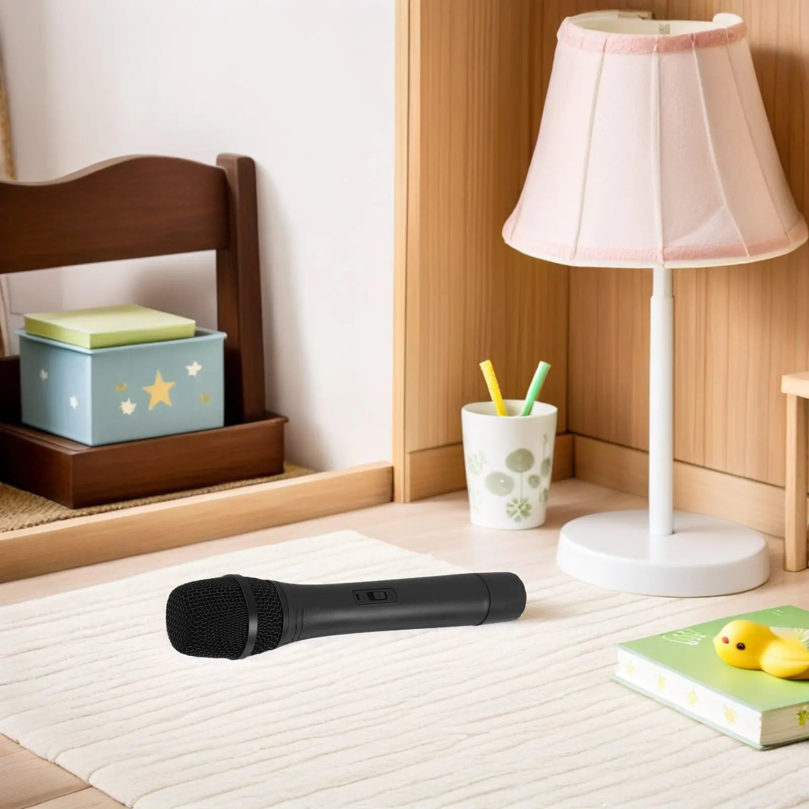 가벼운 휴대용 무대 공연, 코스프레, 음악 파티, 웨딩, 포토 부스용 검정색 사실적인 모의 마이크 소품