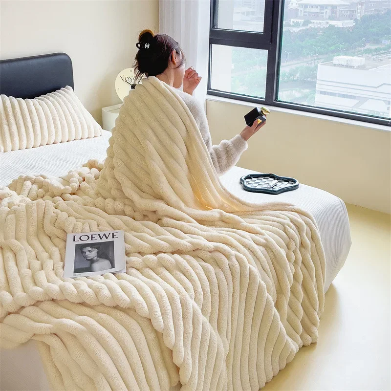 

Light Luxury Rabbit Plush Blanket Sofa Blanket Leisure Blanket Bedroom Thickened Insulation Blanket Air Conditioning Blanket