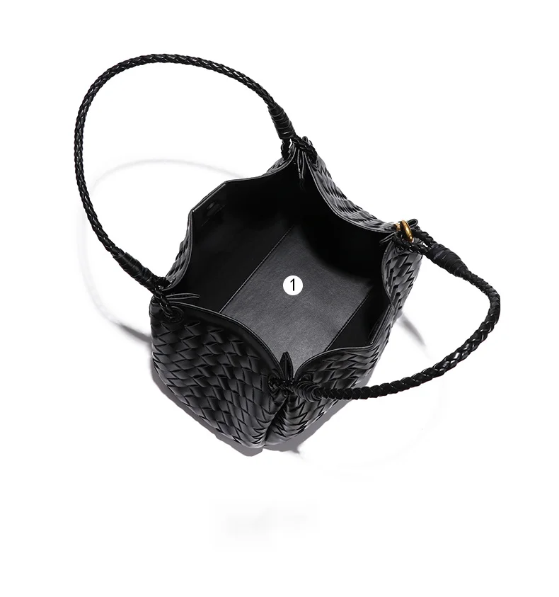 Shu Qi's woven parachute with large capacity for commuting, hand-held tote , open top drawstring, mom, child, mother_voghion.com