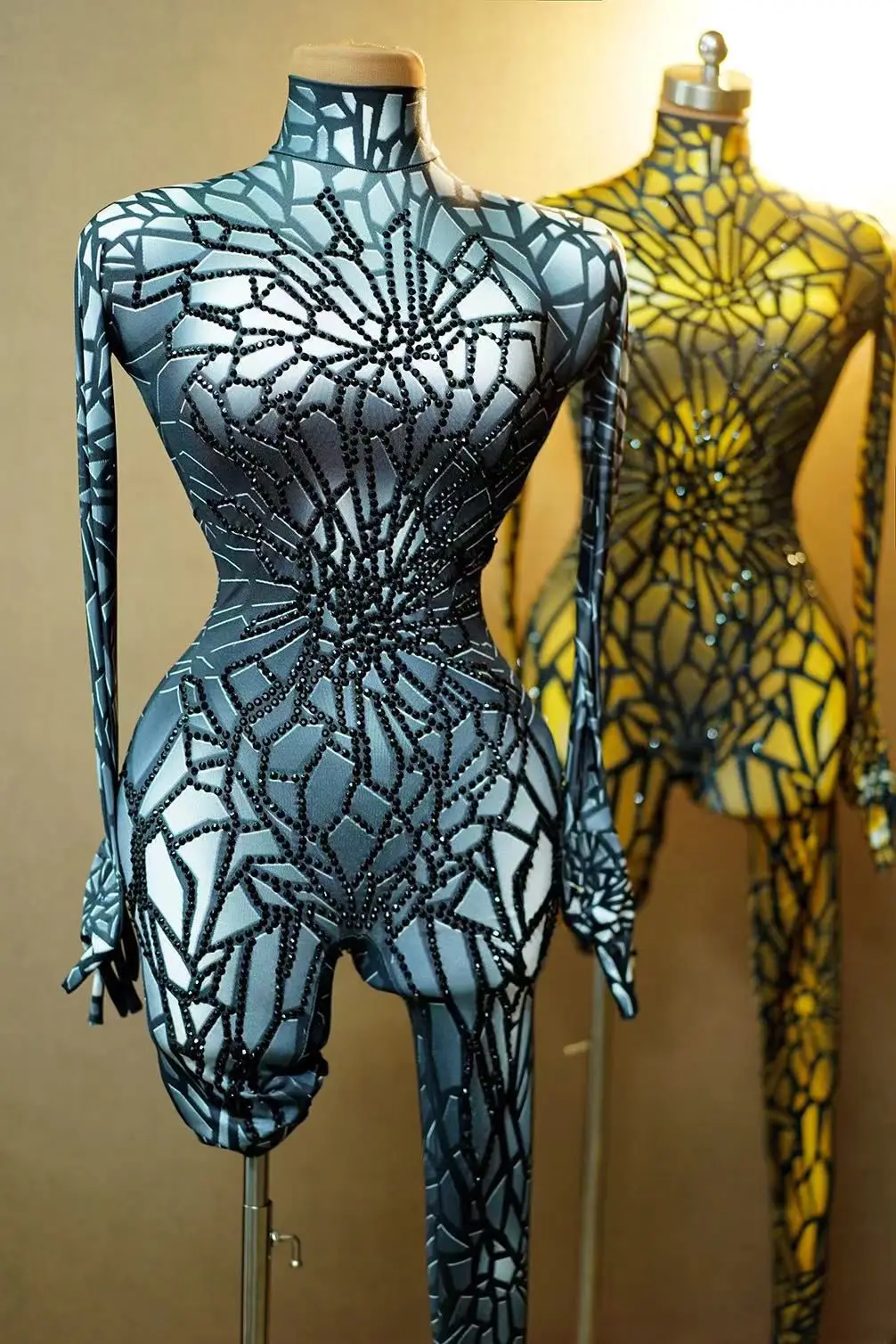 Women\'s Shining Bright Bodysuit Costume Crystal Perspective Jumpsuit Stage Dancewear Performance Singer Nightclub Rompers