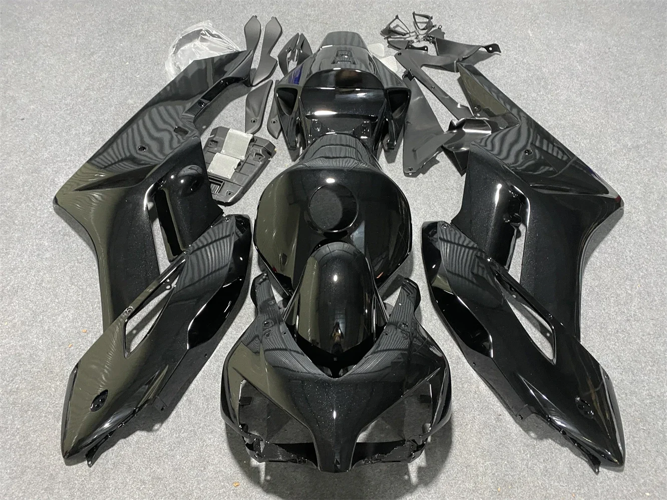 

Motorcycle Fairing kit for CBR1000RR 04 05 CBR1000 2004 2005 Fairing Bright Metallic black motorcycle housing