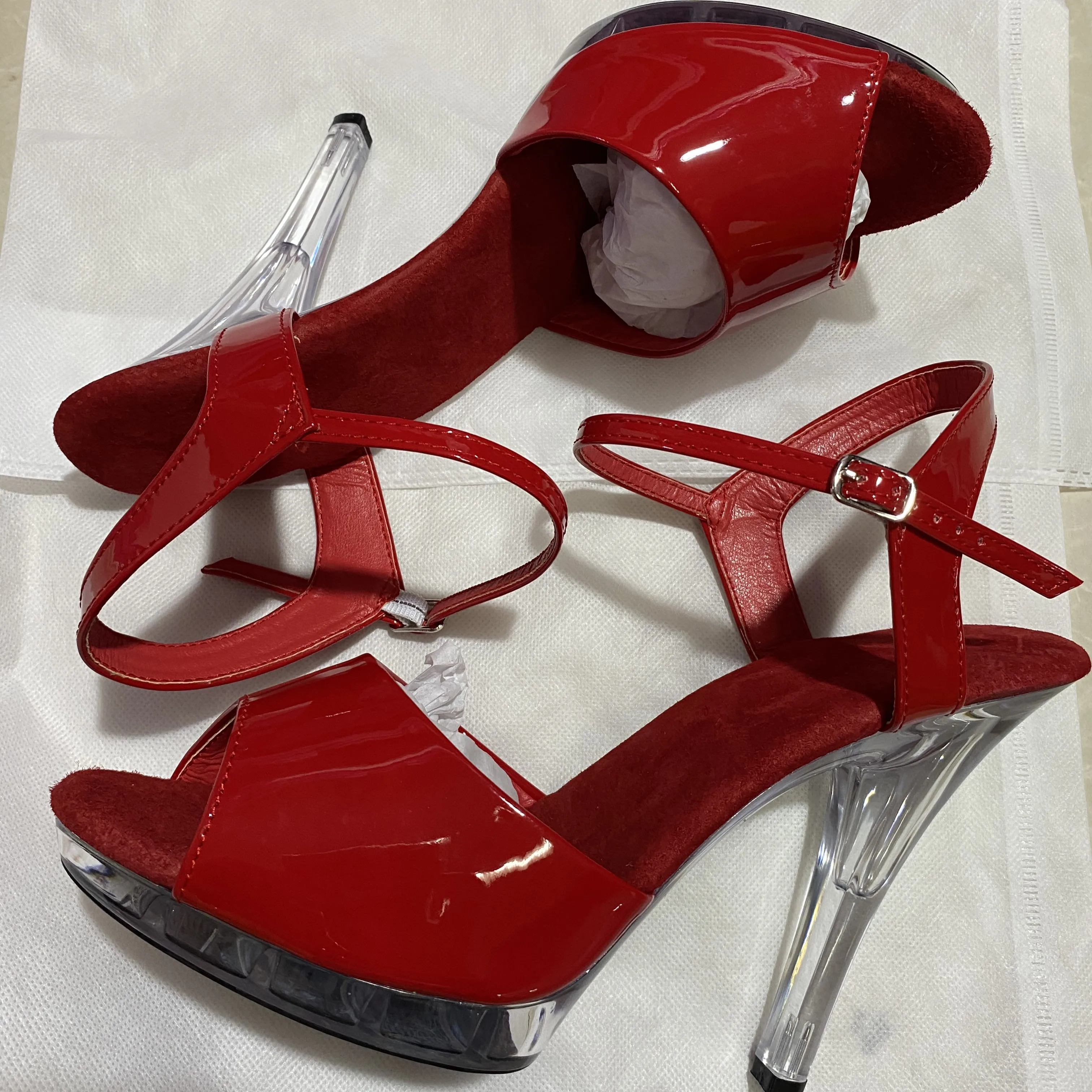 13cm The nightclub sexy spare-bone sandals, and the bride's transparent wedding Dance Shoes take pictures of party shoes