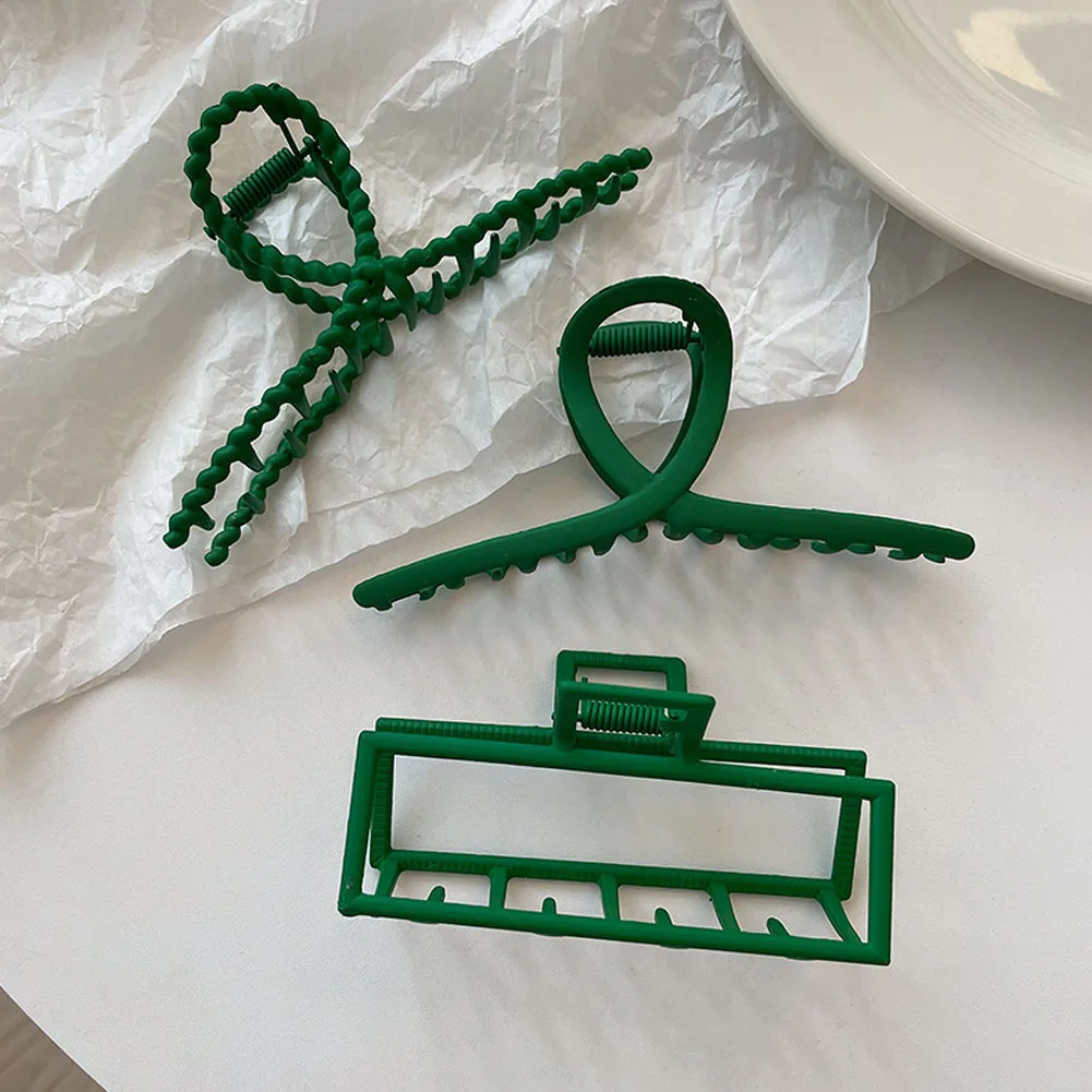 

Women Girls Geometric Hair Claw Clamps Metal Hair Crab Green Hair Claw Clip Solid Color Hairpin Large Size Hair Accessories
